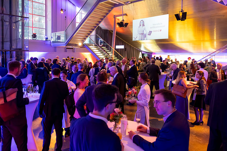 Nacht der MANZ-Autorinnen und MANZ-Autoren 2025