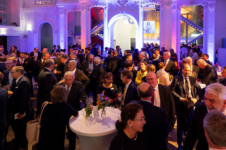 Nacht der MANZ-Autorinnen und MANZ-Autoren 2025